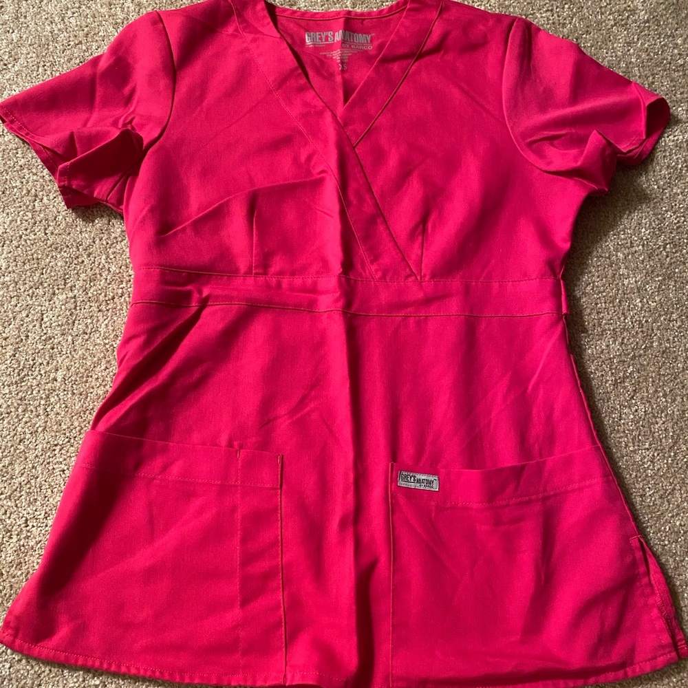 Scrub top